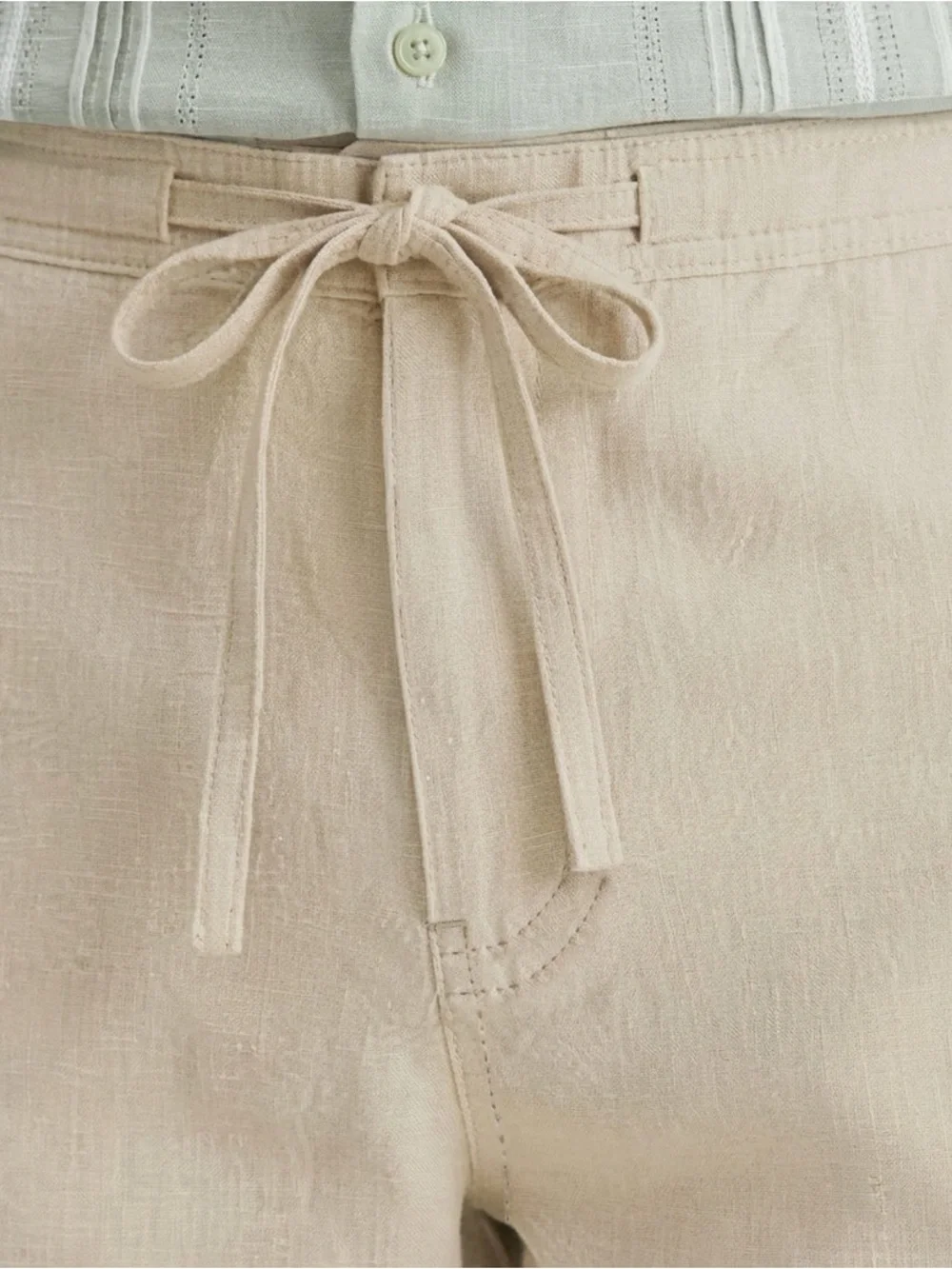 Cubavera Men's Drawstring Linen-Blend Pants. Model “island fossil”
